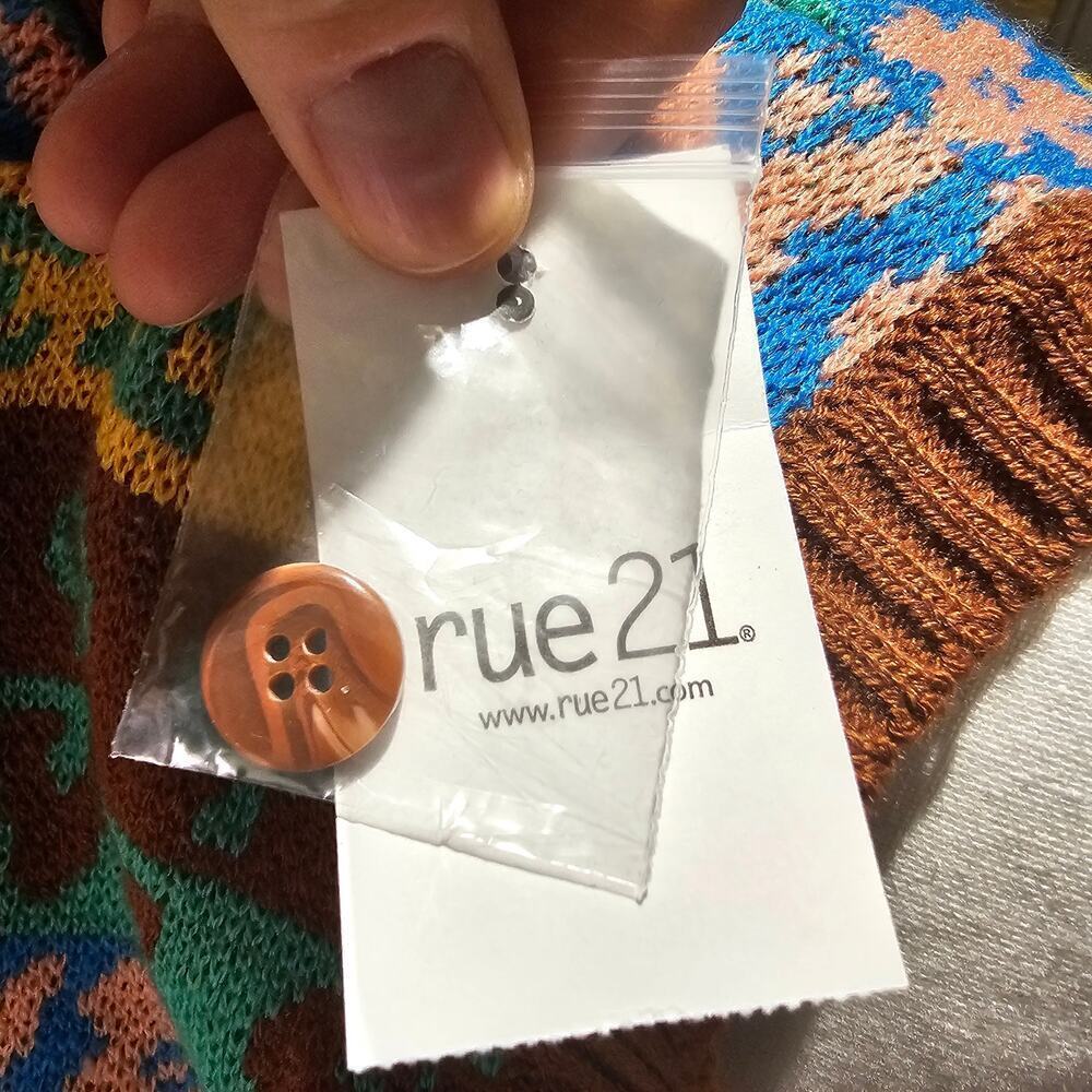 Rue21 SELF LOVE Sweater Vest Small Pink Knit Graphic Y2K Kawaii NWT - Picture 13 of 13